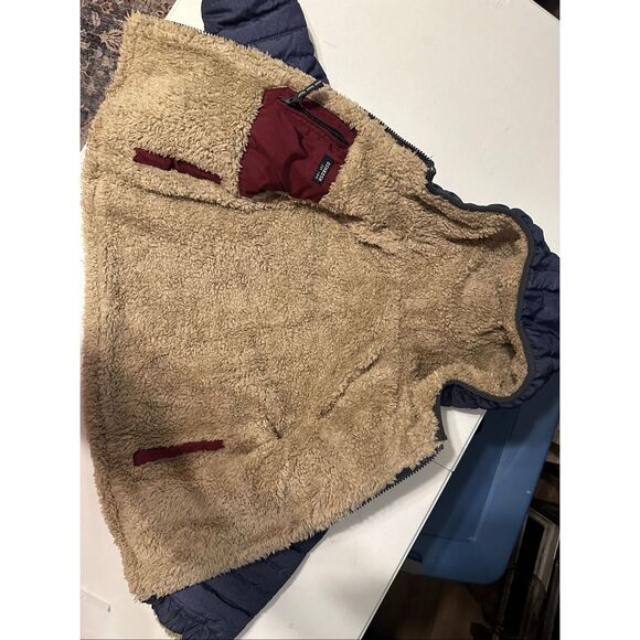 Oshkosh B'gosh Boy's Blue Red Full Zip Hooded Reversible Puffer Jacket Size 3T - Picture 3 of 3